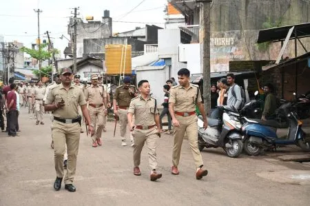 Police show of force in Shahapur area