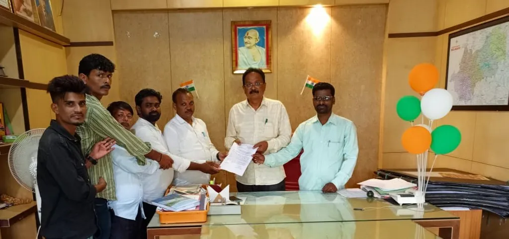 Khanapur-Linganamath road should be repaired before Bistamma yatra