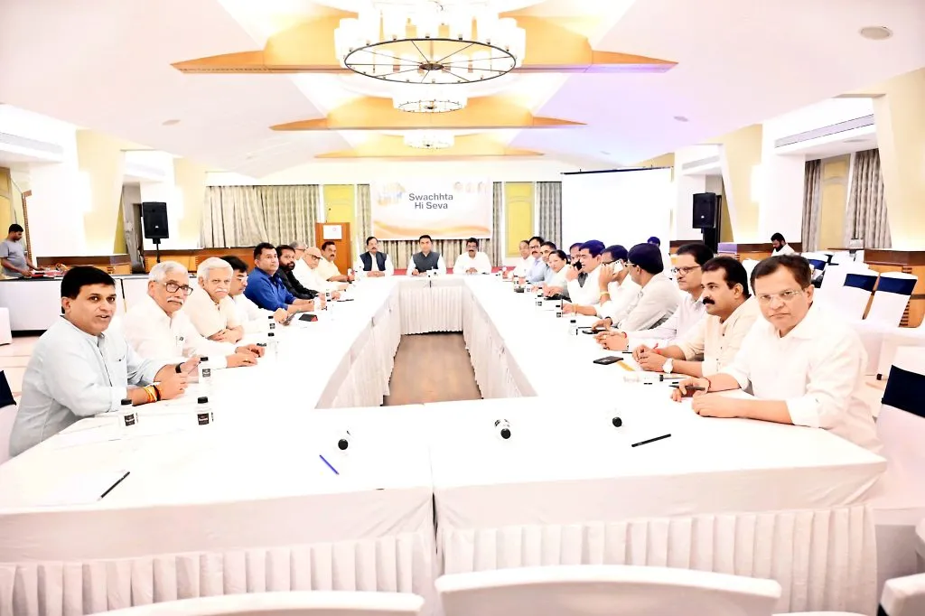 Communicate with the public along with development work