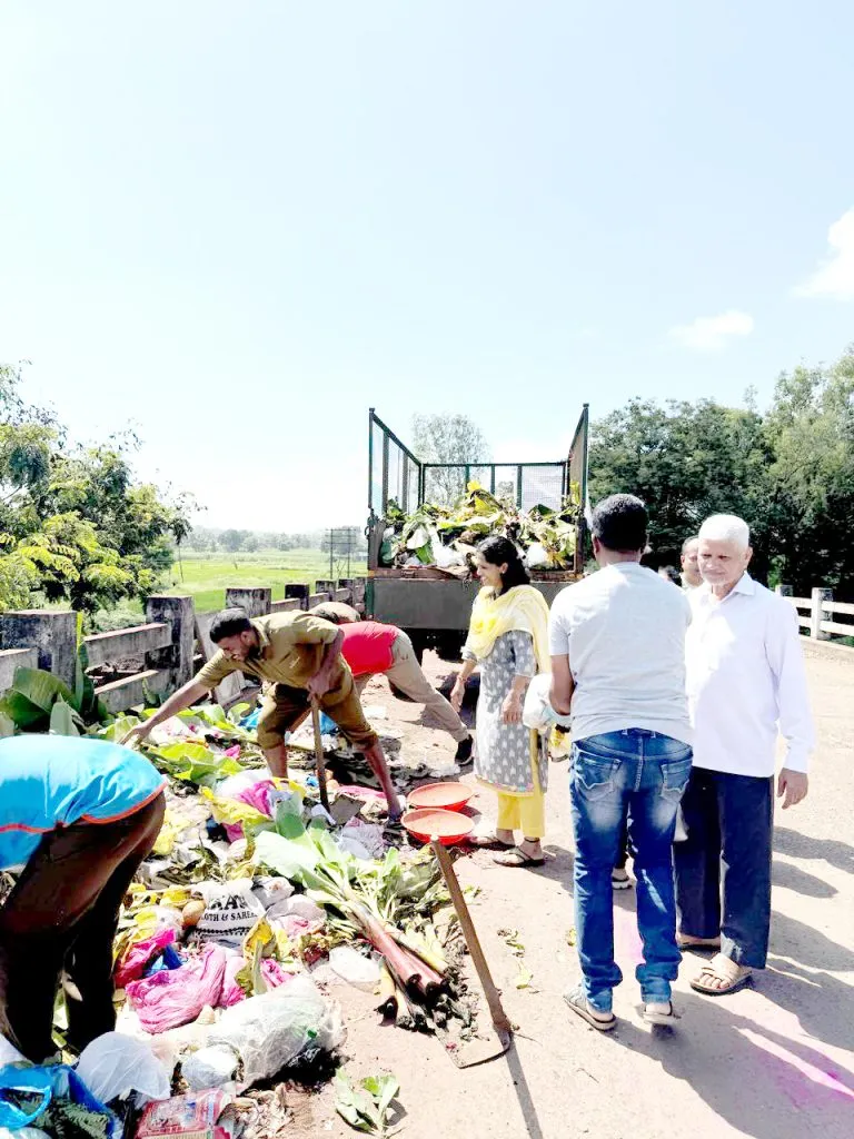 हिंडलगा येथील मार्कंडेय नदीकाठचा भाग स्वच्छ : नागरिकांतून समाधान Markandeya riverbank area at Hindalga clean: satisfaction from citizens
