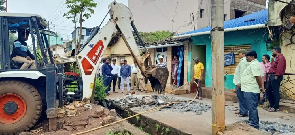 Another road site returned to the original owner