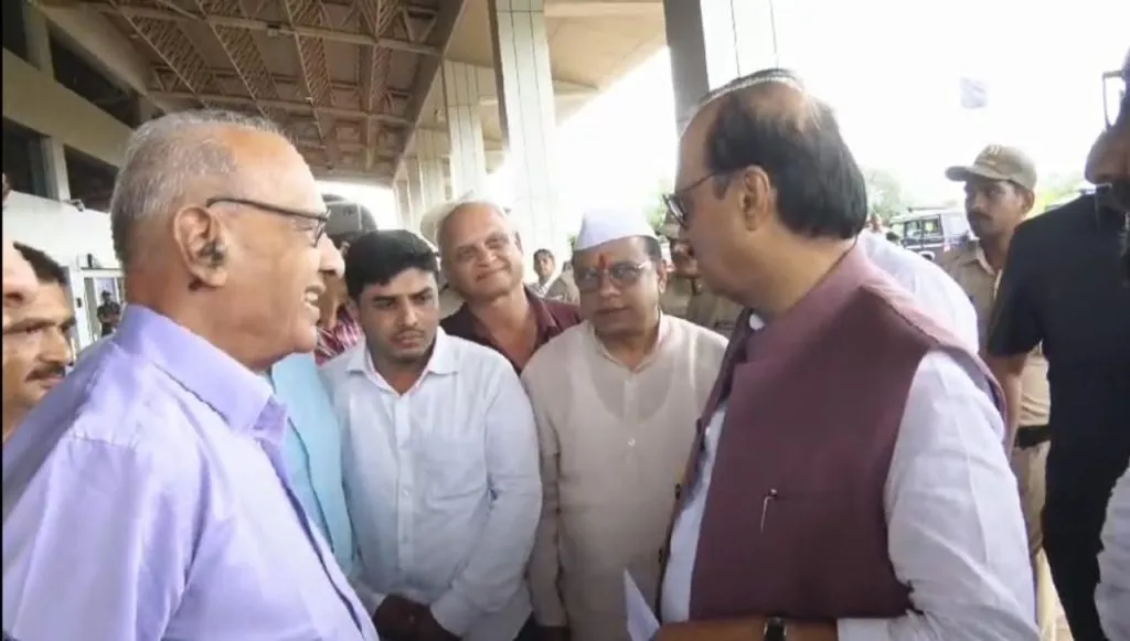 m. A. Committee workers met Ajit Pawar