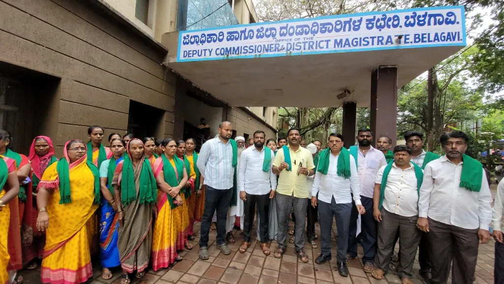 Petition of Mutnal Villagers to District Collector for Cemetery