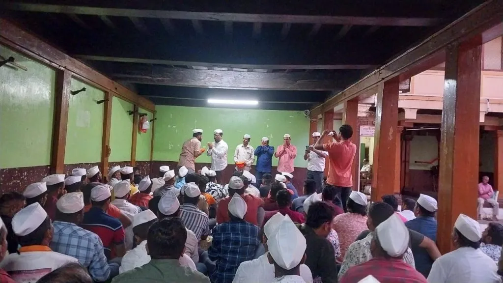 Meeting of Shiv Pratishthan Hindustan regarding race planning