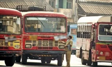 एसटी कर्मचाऱ्यांचा संप अखेर मागे! मूळ पगारात 6500 रूपयांची वाढ The strike of ST employees