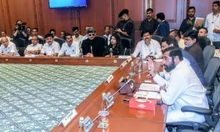 एसटी कर्मचाऱ्यांच्या मूळ वेतनात 6500 रुपयांची वाढ मुख्यमंत्री एकनाथ शिंदे यांची घोषणा