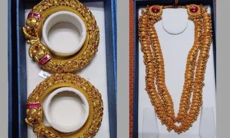 Goa Rane offered gold ornaments to Ambabai