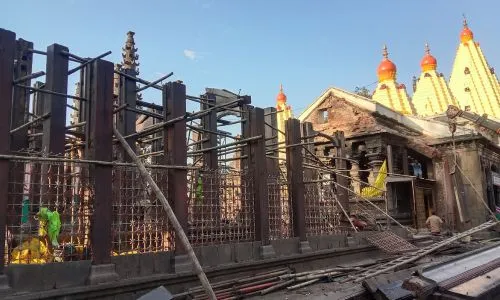 Garuda Mandap Kolhapur