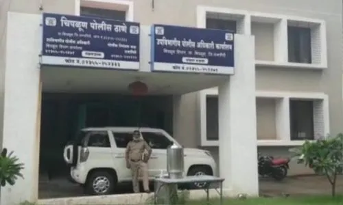 Chiplun police station