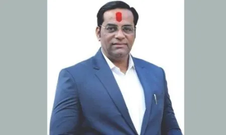 मनसेचे राज्य सरचिटणीस वैभव खेडेकरांसह ११ जण निर्दोष! भरणे जगबुडी पुलाला दोन अधिकाऱ्यांना बांधल्याचे प्रकरण Vaibhav Khedekar