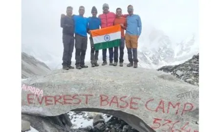 खेडच्या गिर्यारोहकांनी सर्वोच्च शिखरांवर फडकवला तिरंगा! नेपाळ-तिबेट सीमेवर सहा जणांची साहसी कामगिरी the Nepal-Tibet border