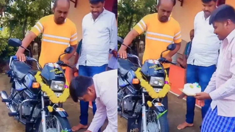 प्रेयसीपेक्षाही प्रिय बाईक… A bike dearer than a girlfriend...