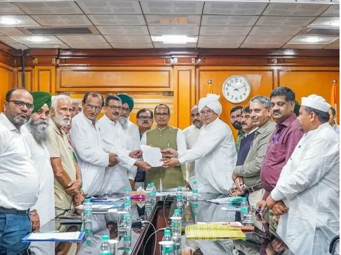 शेतकऱ्यांसोबत 4 मुद्द्यांवर केंद्र सरकारची चर्चा Central government's discussion with farmers on 4 issues