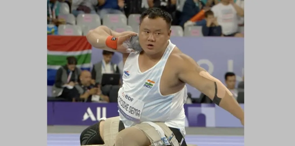 Lost his leg fighting a terrorist won a medal for the country in the Paralympics