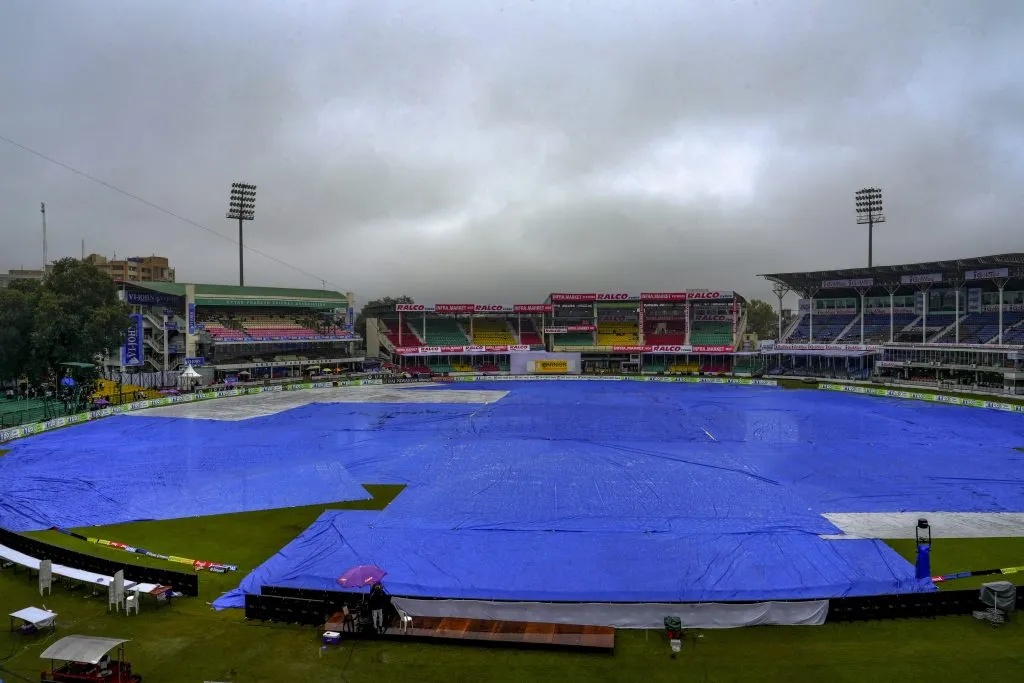 Rain in Kanpur Test