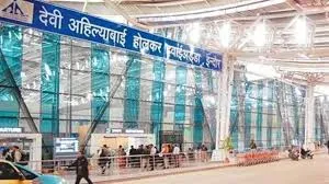 2 पाकिस्तानी नागरिकांना इंदोर विमानतळावर रोखले 2 Pakistani nationals detained at Indore airport