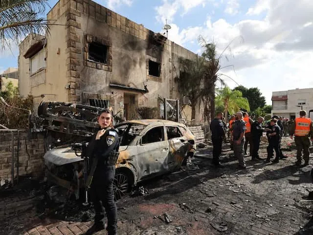 मोठ्या युद्धाच्या छायेत मध्यपूर्व The Middle East in the shadow of a major war