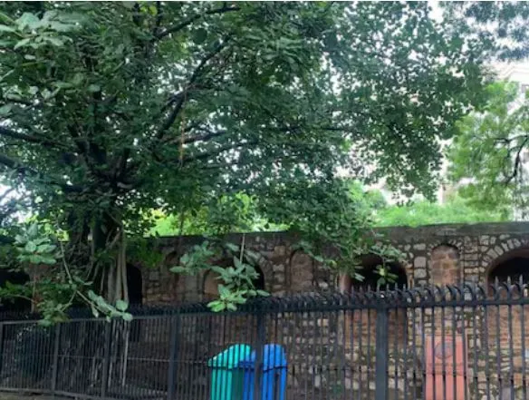 A 'ghost bungalow' in an elite settlement