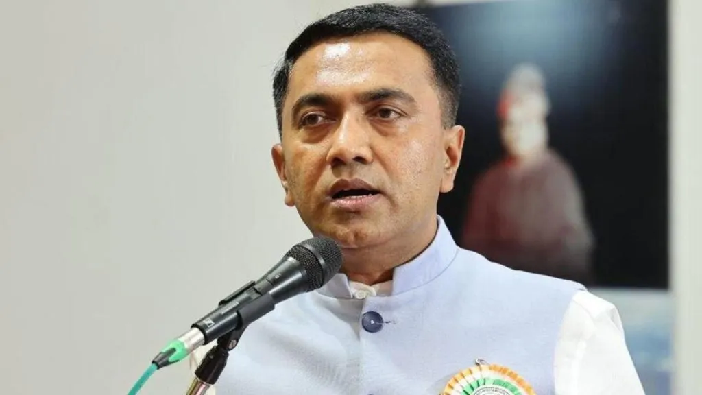 Be careful if you throw garbage on the road..!