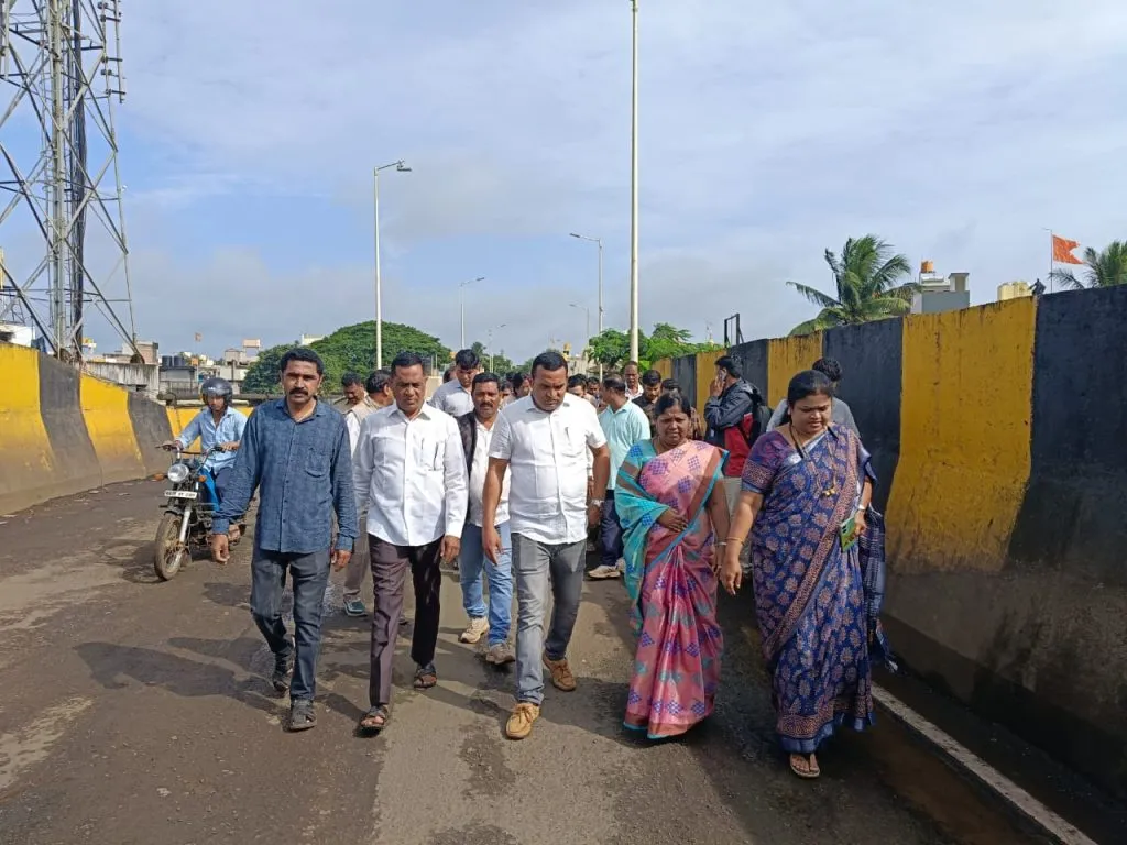Inspection of Shree Visarjan procession route by Municipality