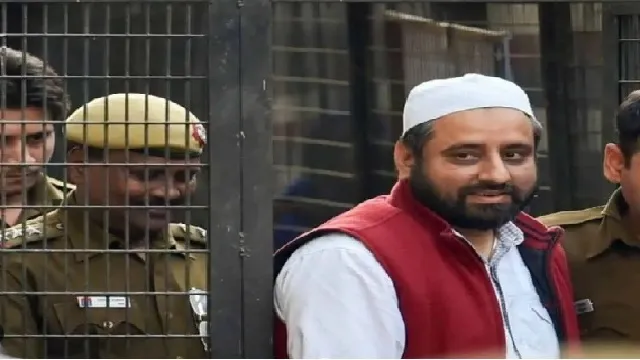 आप आमदार अमानतुल्लाह खान यांना झटका Shock to AAP MLA Amanatullah Khan