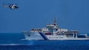 Three Indian Coast Guard soldiers missing