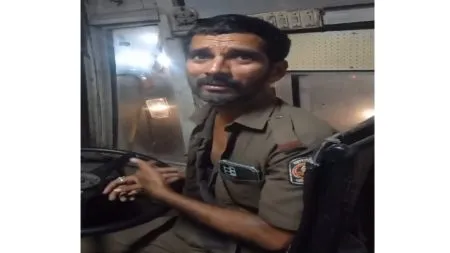 गुहागर – स्वारगेट एस. टी बस चालक- वाहकाला जबर मारहाण