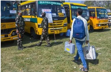 जम्मू-काश्मीर मतदान : दुसरा टप्पा आज Jammu and Kashmir Polls: Second Phase Today