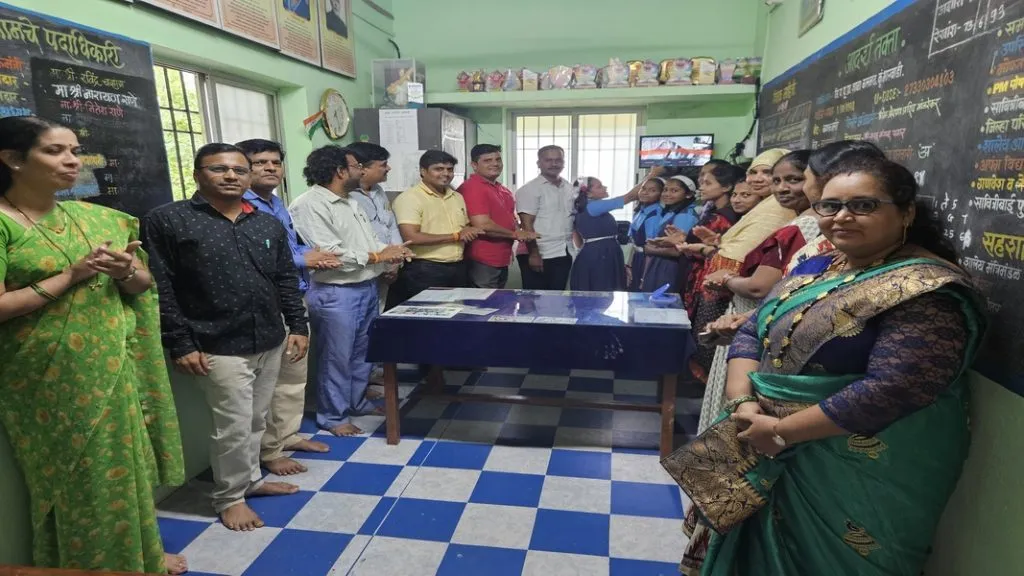 गावातील सर्व शाळांमध्ये सीसीटीव्ही कार्यान्वित करणारी कणकवलीतील कलमठ ग्रामपंचायत ठरली पहिली