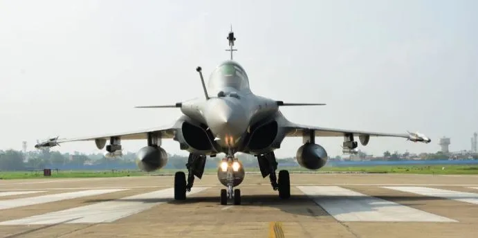 राफेल, मिराज विमानांकरता भारतात एमआरओ स्थापन करणार MRO to be set up in India for Rafale, Mirage aircraft