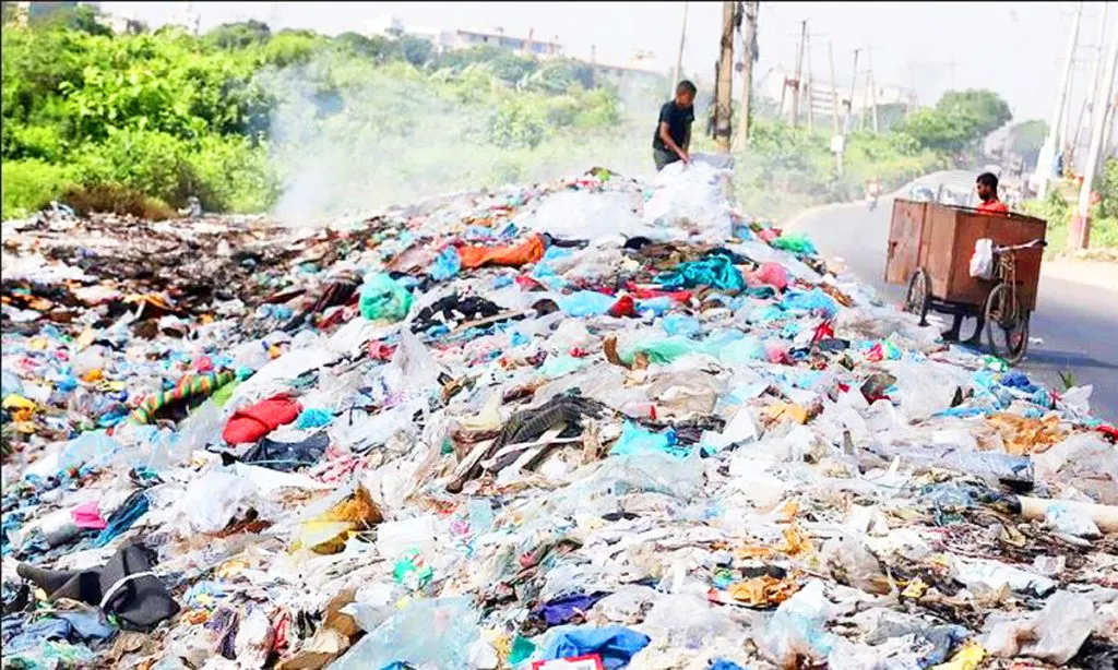 The toxic crisis of plastic pollution