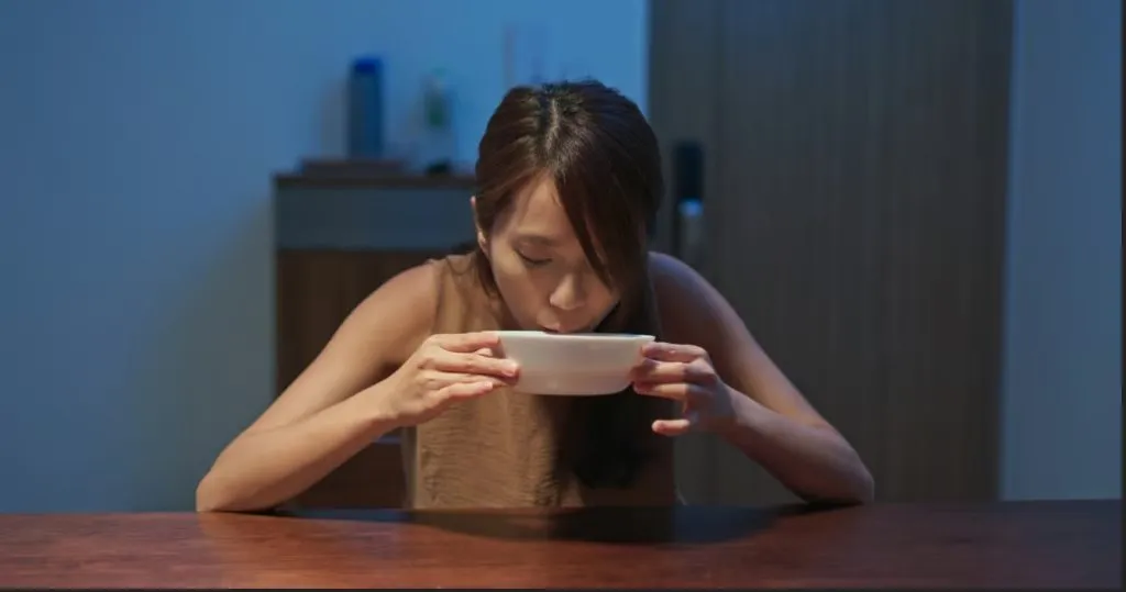 Small children's urine is collected in China