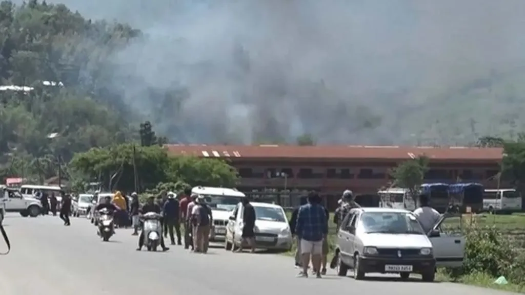 कुकी दहशतवाद्यांकडून चार तास गोळीबार Four hours firing by Kuki terrorists