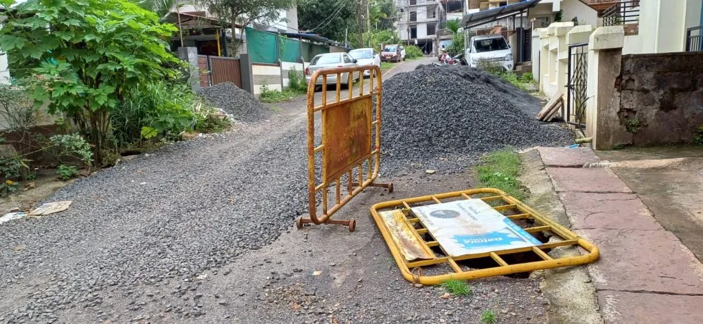सदाशिवनगरातील सीडी वर्कचे काम रखडले CD work in Sadashivnagar stopped
