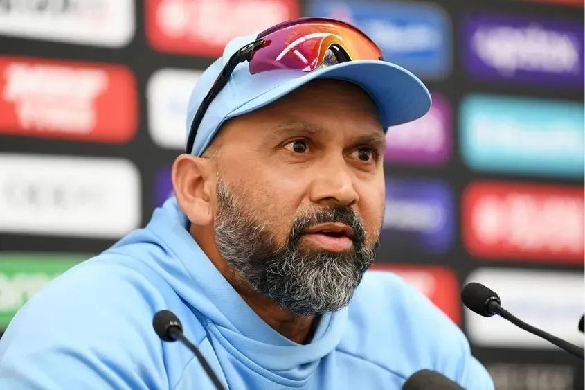 पारस म्हाम्ब्रे मुंबई इंडियन्सचे गोलंदाजी प्रशिक्षक Paras Mhambre bowling coach of Mumbai Indians