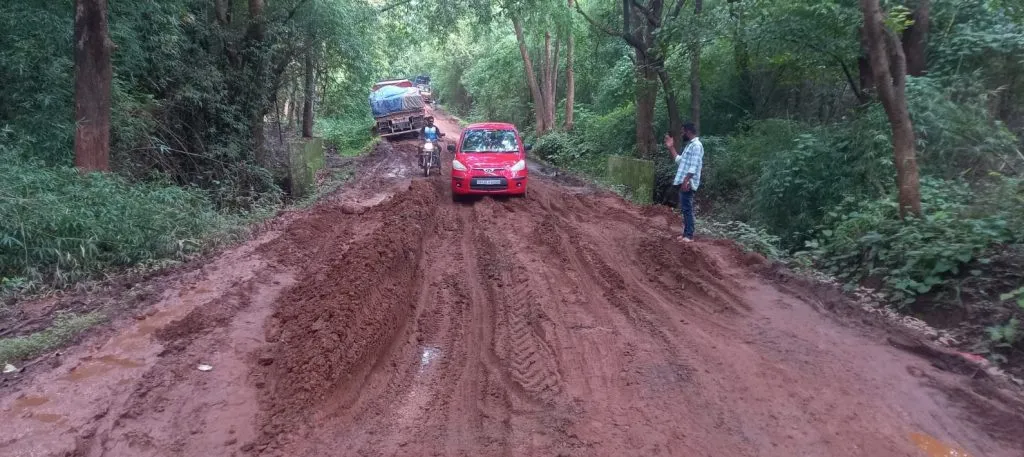 Neglect of the government towards the development of Jamboti-Khanapur road