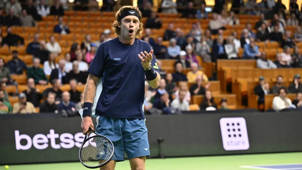 रुबलेव्हची विजयी सलामी Rublev's Victory Salute