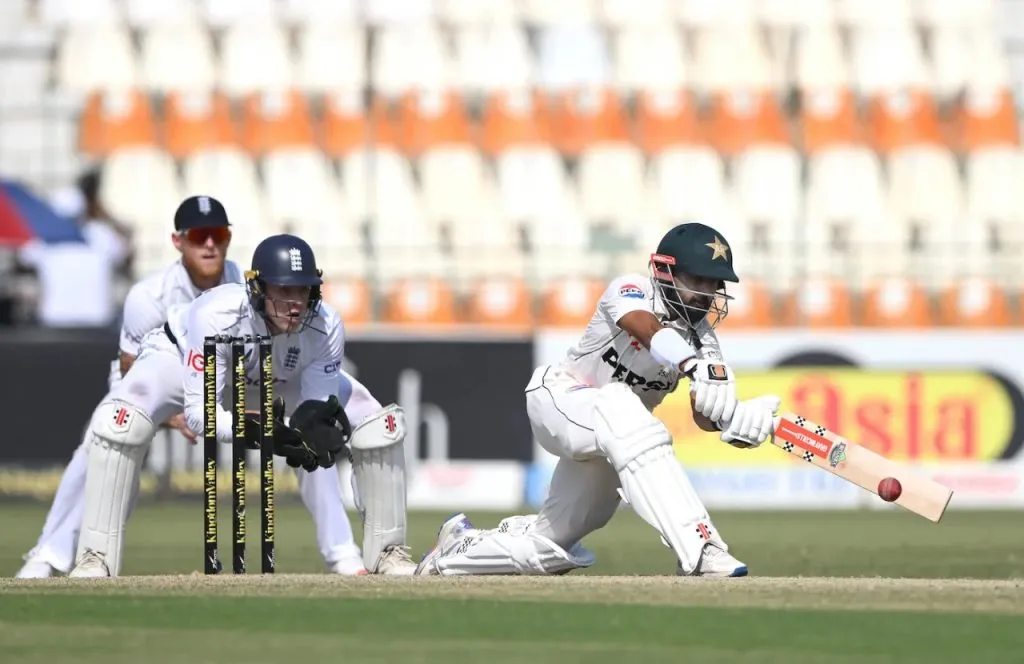 तिसऱ्या कसोटीत पाकची स्थिती मजबूत Pakistan's position is strong in the third Test