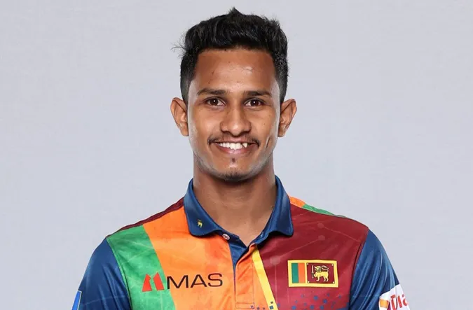 लंकेच्या प्रवीण जयविक्रमावर बंदी Sri Lanka's Praveen Jayavikrama banned