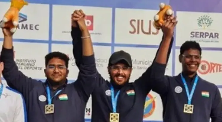 Gold to Mukesh, Rajvardhan, Harsimer