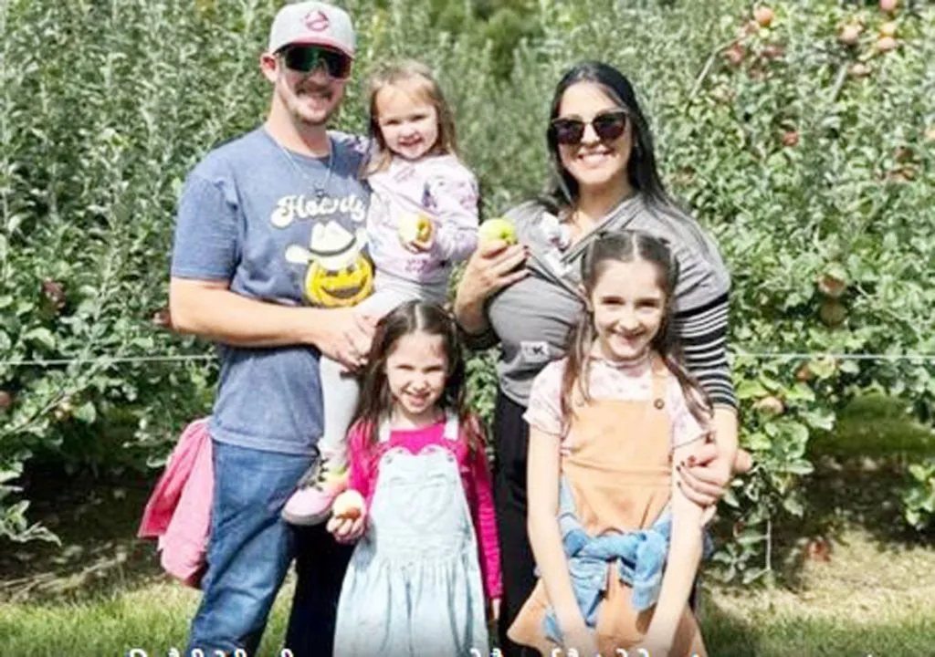 चार कन्या एकाच दिवशी वाढदिवस ! Four daughters birthday on the same day!