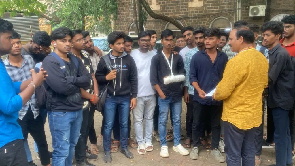 व्हीटीयूच्या इयरबॅक पॉलिसीमध्ये बदल करा Change VTU's earback policy