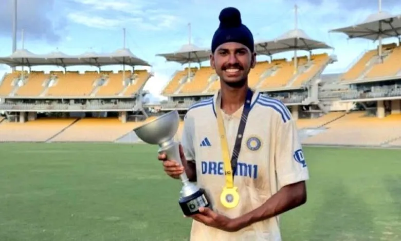 भारत युवा संघाचा ऑस्ट्रेलिया संघावर डावाने विजय India youth team win by an innings against Australia team