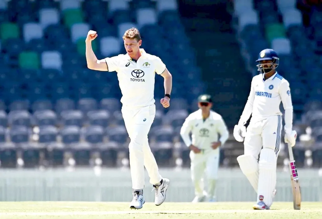 भारताचे शेर ऑस्ट्रेलियात झाले ढेर India's lions lost in Australia