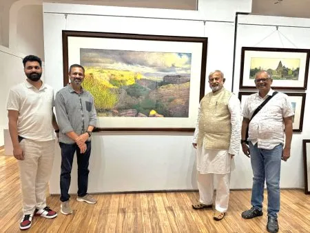 Shirish Deshpande's pen stroke won the hearts of Mumbaikars