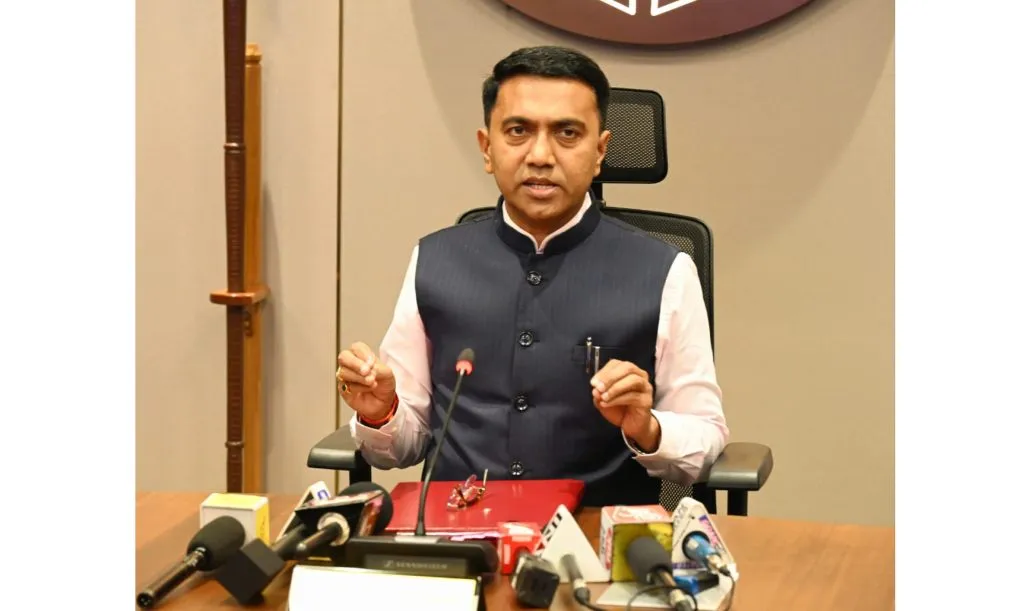 बेरोजगारांना लुटणाऱ्या टोळ्या कार्यरत Goa Heritage Policy approved