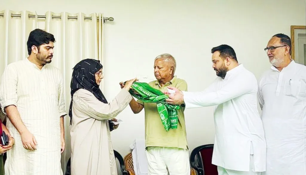 हिना शहाब, ओसामाचा राजदप्रवेश Hina Shahab, Osama's Rajd entry