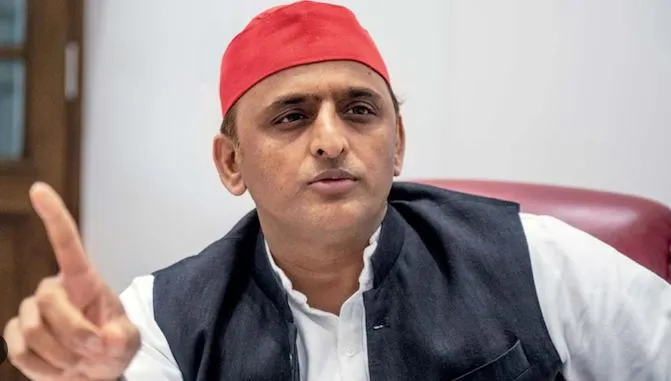 ‘संभल’मधील मृतांच्या वारसांना ‘सपा’कडून प्रत्येकी 5 लाख रुपये SP gives Rs 5 lakh each to the heirs of the deceased in Sambhal