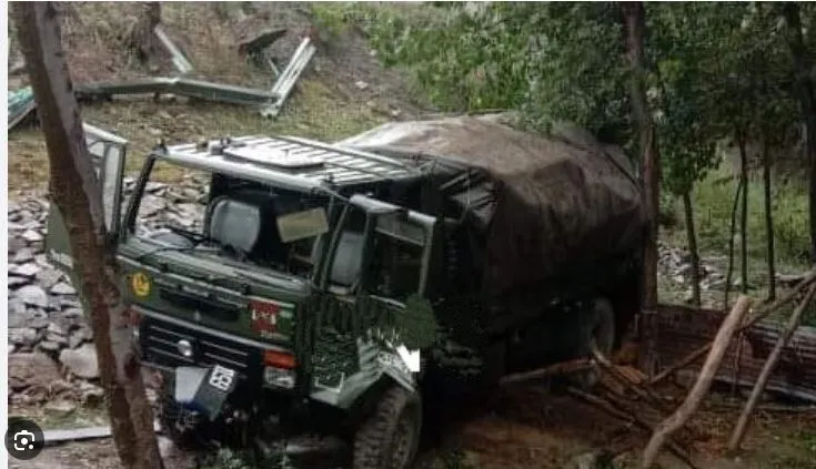 Army vehicle accident in Kulgam, Kashmir
