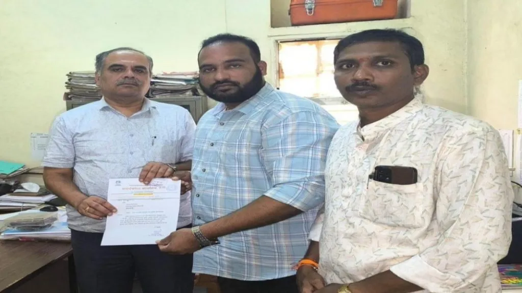 मळगाव ,वेत्येत नेटवर्क गूल ; नागरिकांची गैरसोय